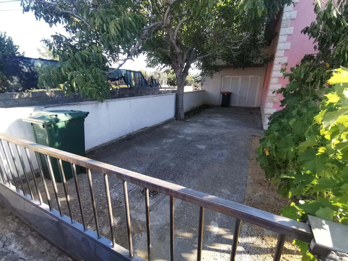 Guest House With Pool Ante Vrsi Bagian luar foto